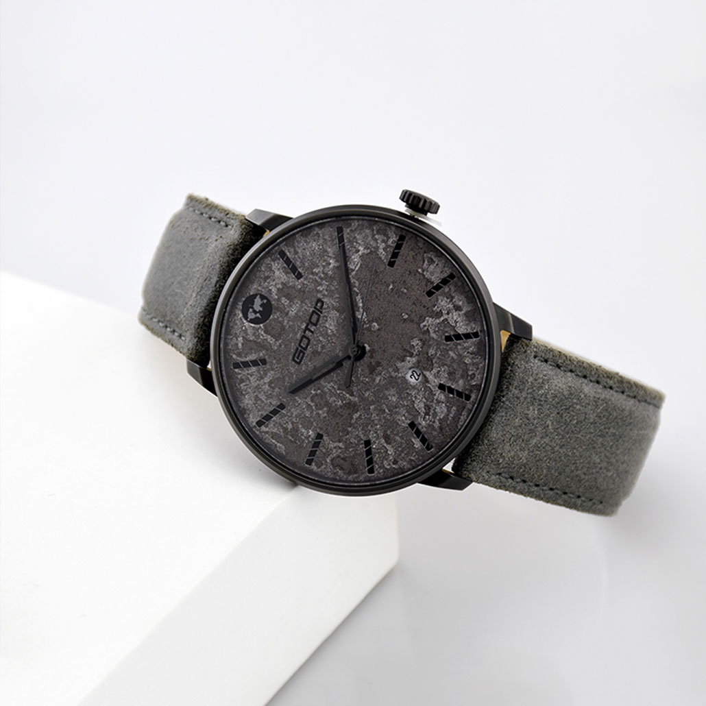 SS549-01 Men's Black Watch With Leather Strap