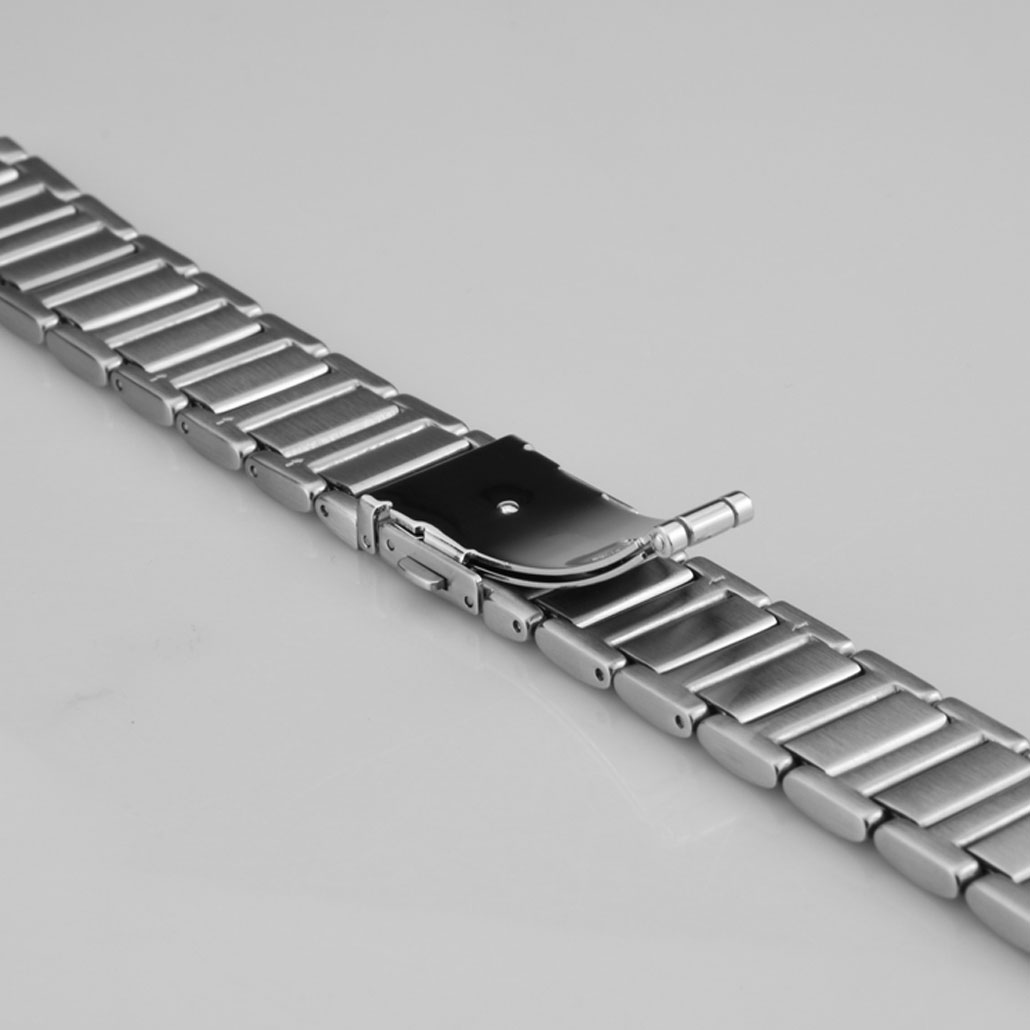WS021 Push Button Clasp Stainless-steel Watch Band In Silver