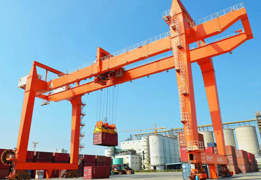 What Aspects Need to Be Paid Attention to in the Use of Harbor Cranes to Be Assured?